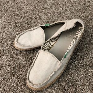 Gently used Sanuk shoes